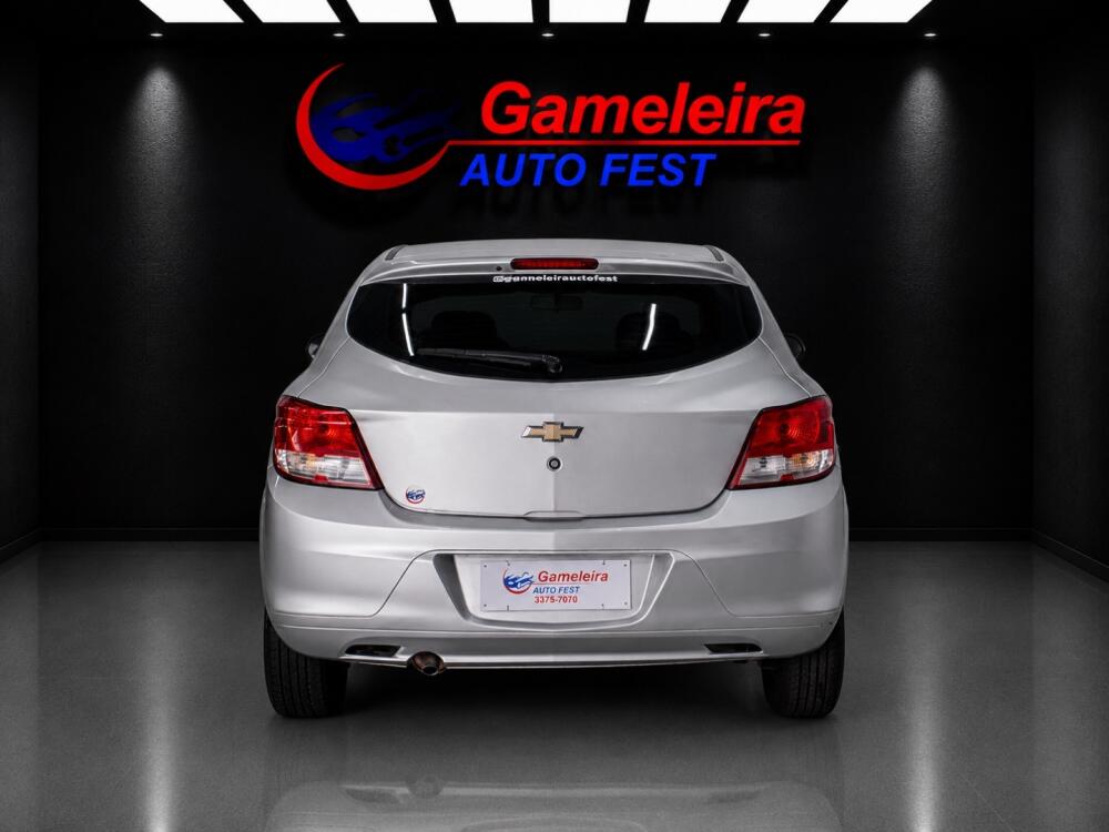 Chevrolet Onix Hatch
