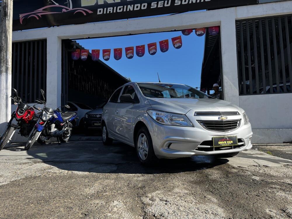 Chevrolet Onix Hatch