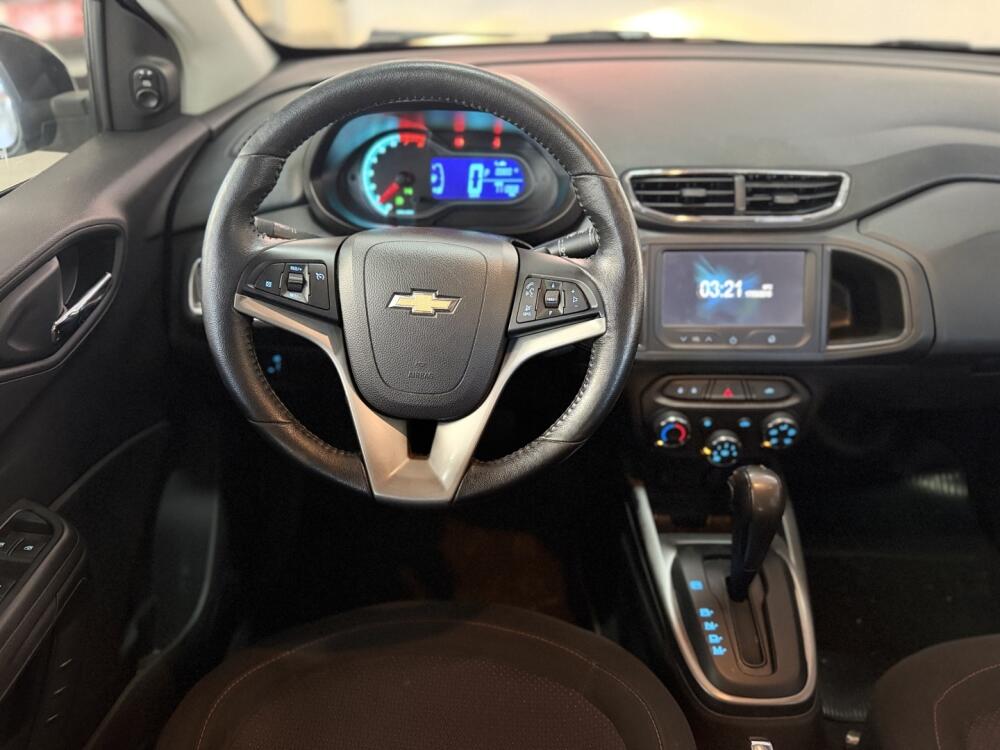 Chevrolet Onix Hatch