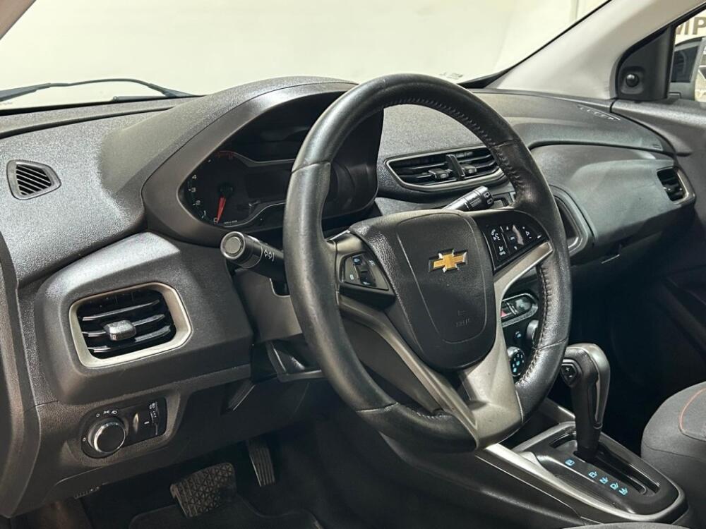 Chevrolet Onix Hatch