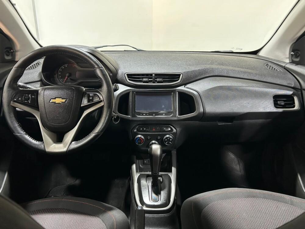 Chevrolet Onix Hatch