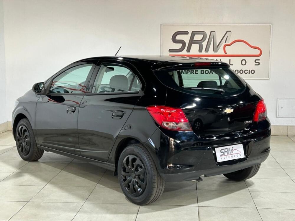 Chevrolet Onix Hatch