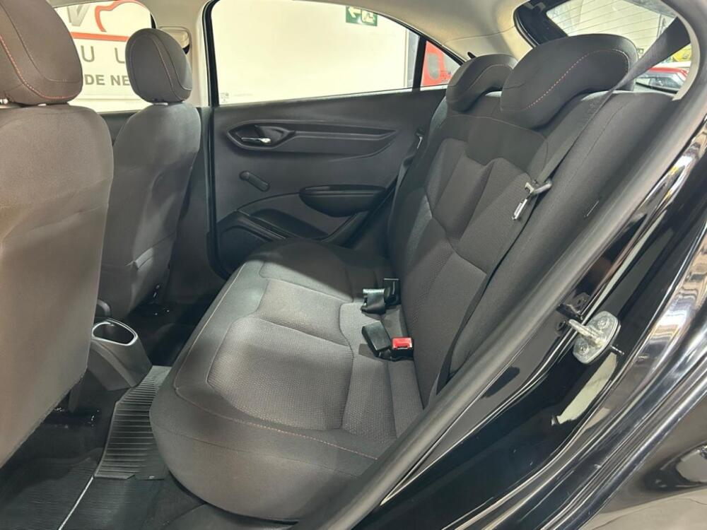 Chevrolet Onix Hatch