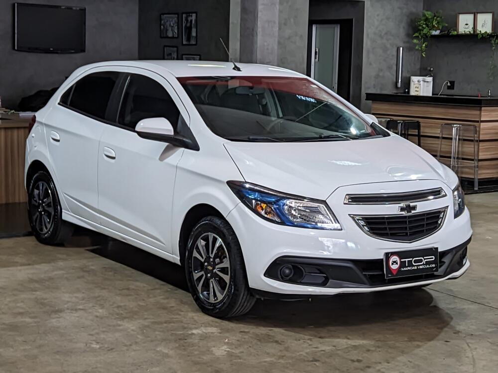 Chevrolet Onix Hatch