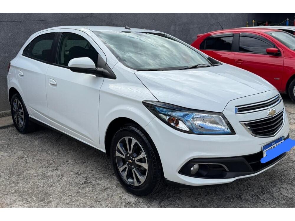 Chevrolet Onix Hatch