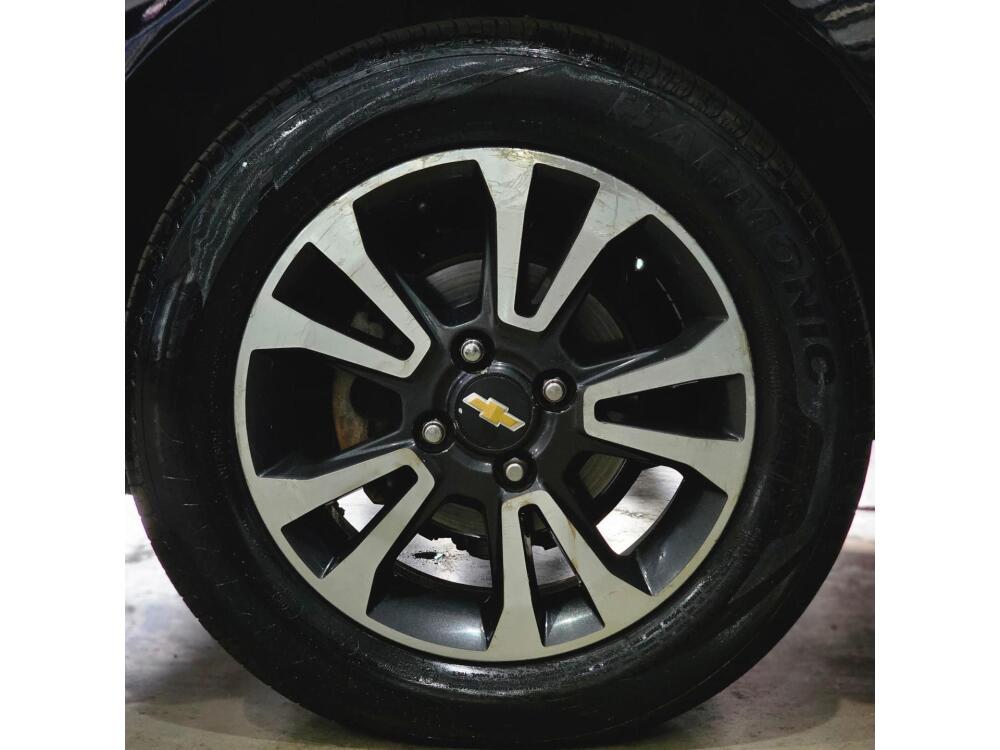 Chevrolet Onix Hatch