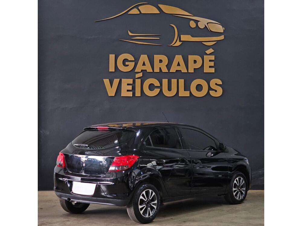Chevrolet Onix Hatch