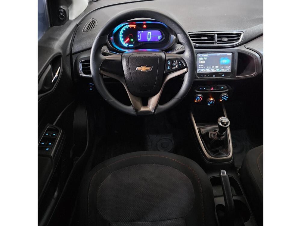 Chevrolet Onix Hatch