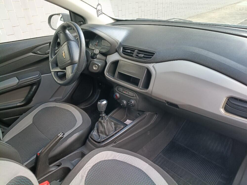 Chevrolet Onix Hatch