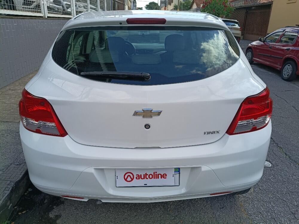 Chevrolet Onix Hatch