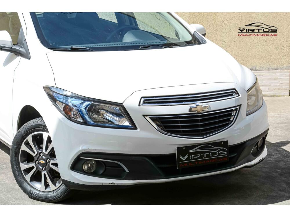 Chevrolet Onix Hatch