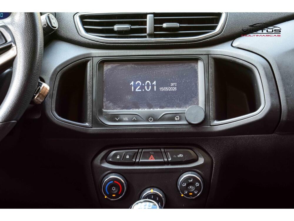 Chevrolet Onix Hatch
