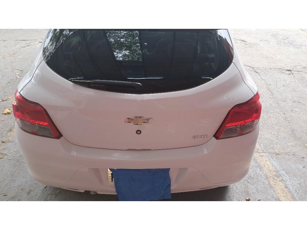 Chevrolet Onix Hatch