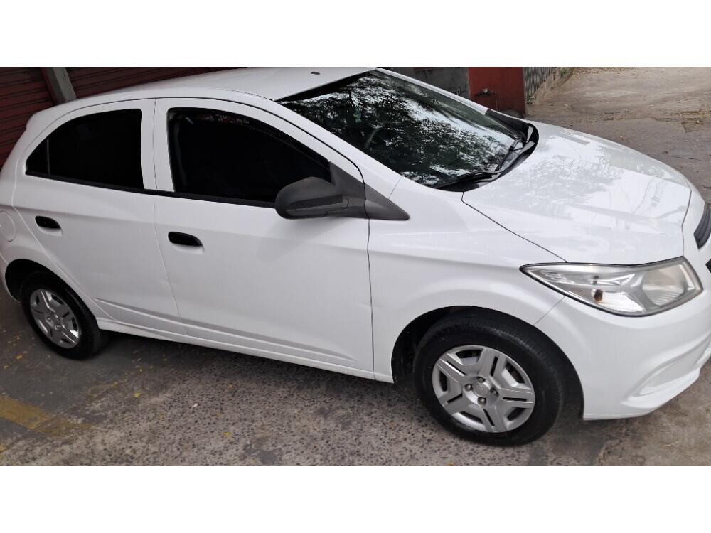 Chevrolet Onix Hatch