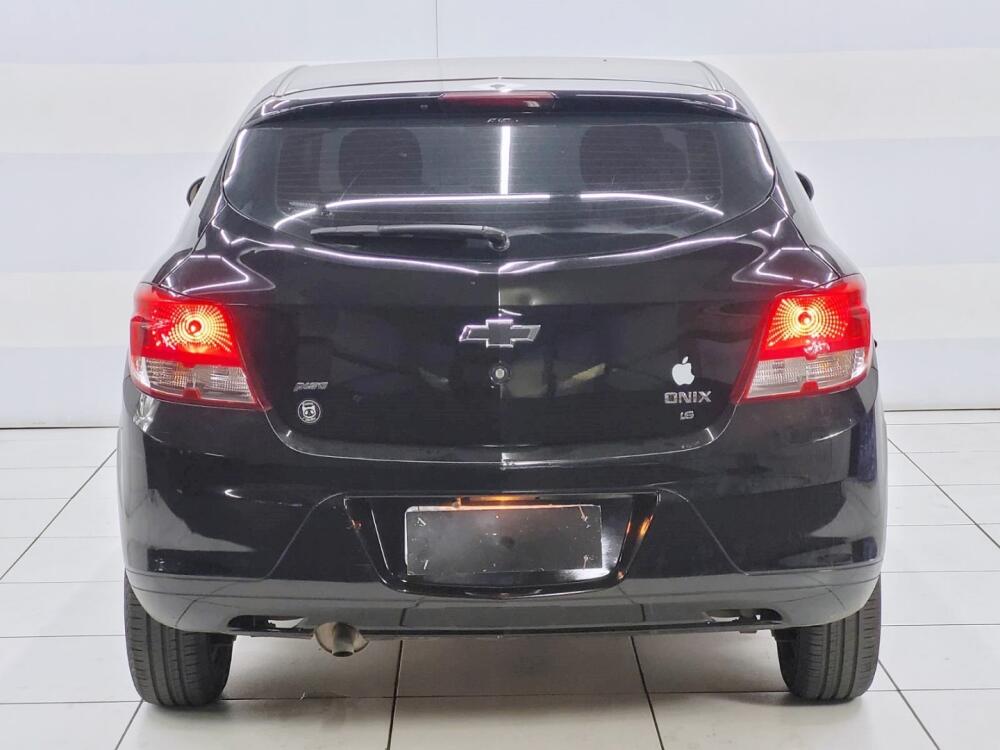 Chevrolet Onix Hatch