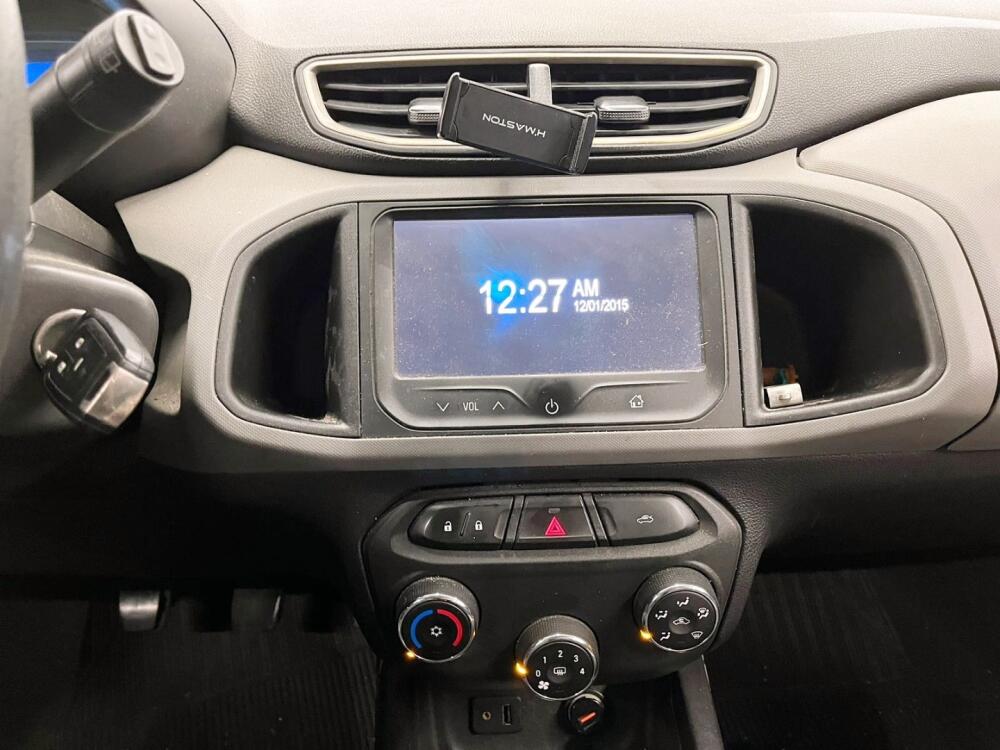 Chevrolet Onix Hatch