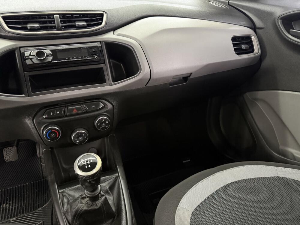 Chevrolet Onix Hatch