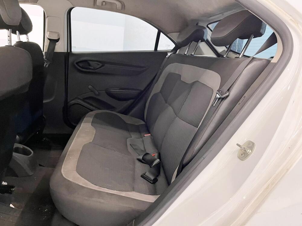 Chevrolet Onix Hatch