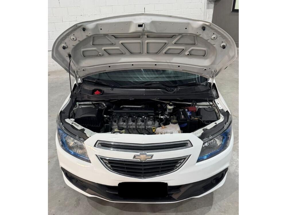Chevrolet Onix Hatch