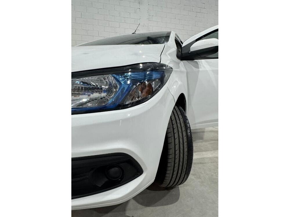 Chevrolet Onix Hatch