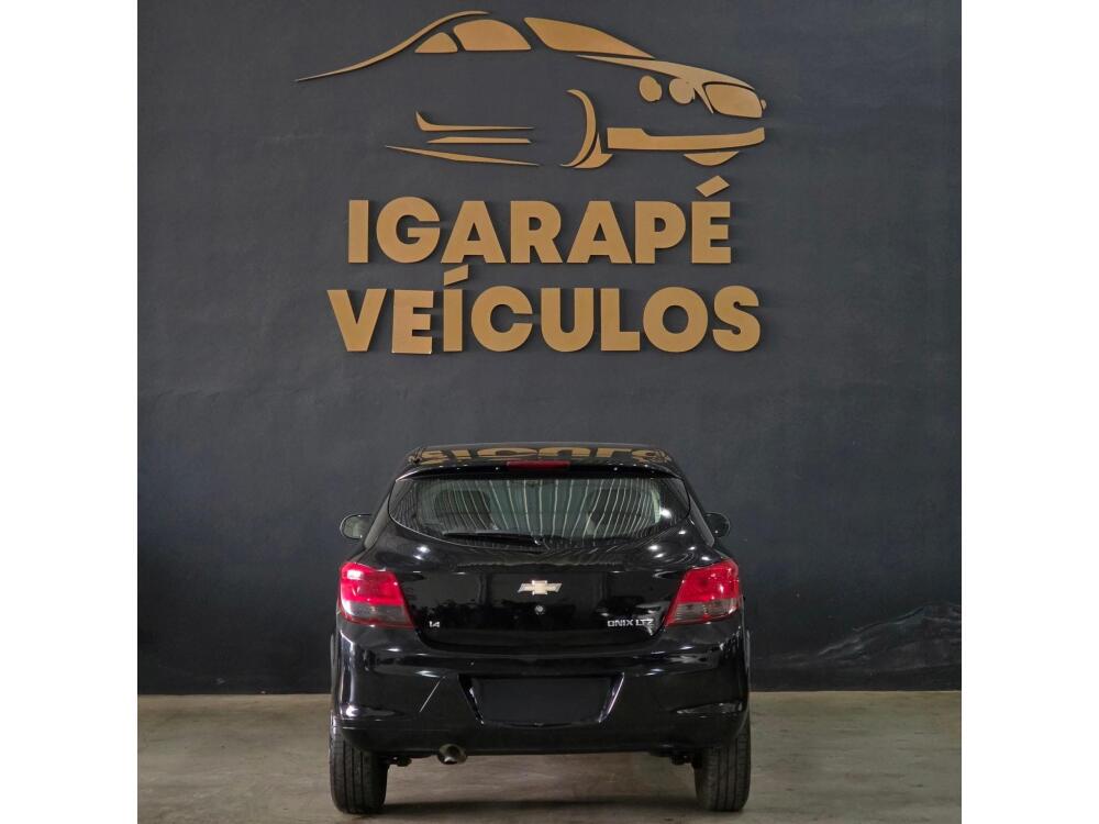 Chevrolet Onix Hatch