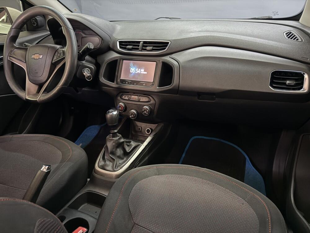 Chevrolet Onix Hatch