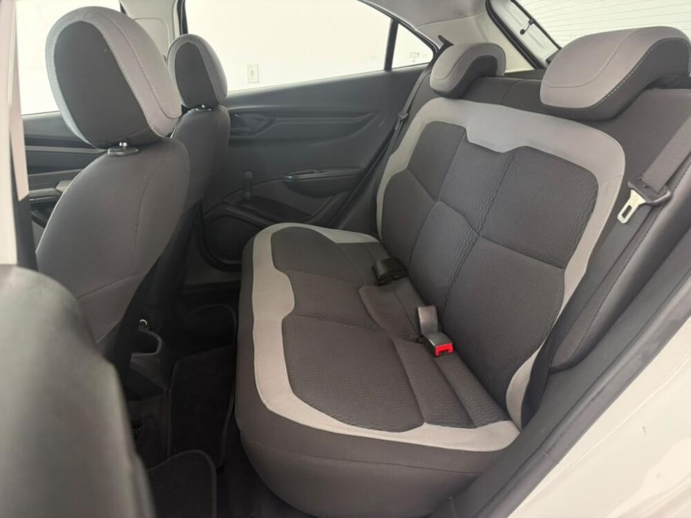 Chevrolet Onix Hatch