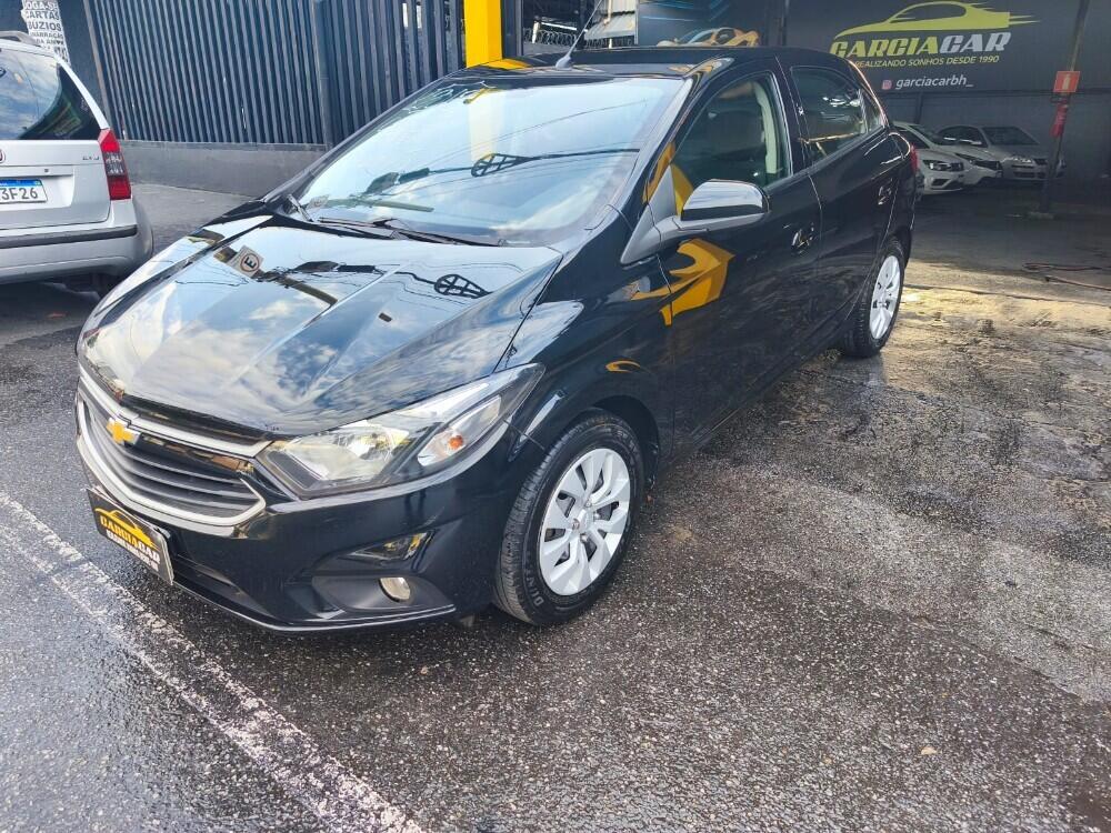 Chevrolet Onix Hatch