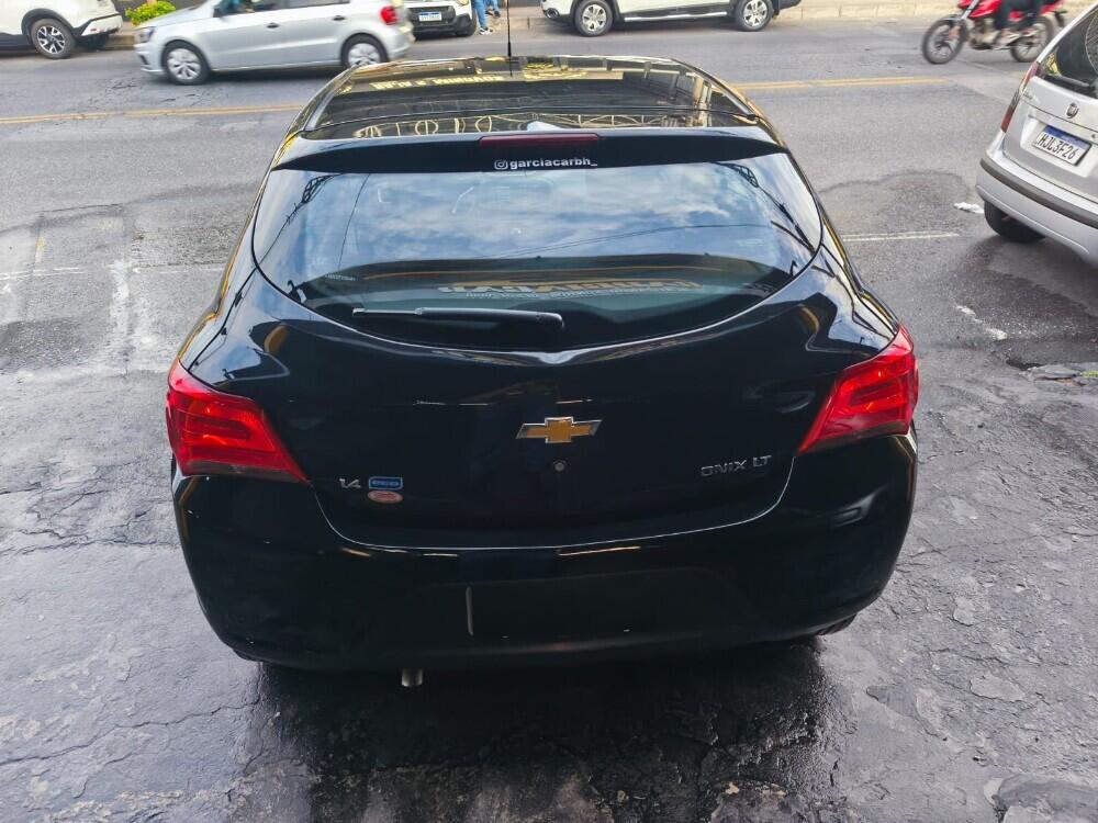 Chevrolet Onix Hatch