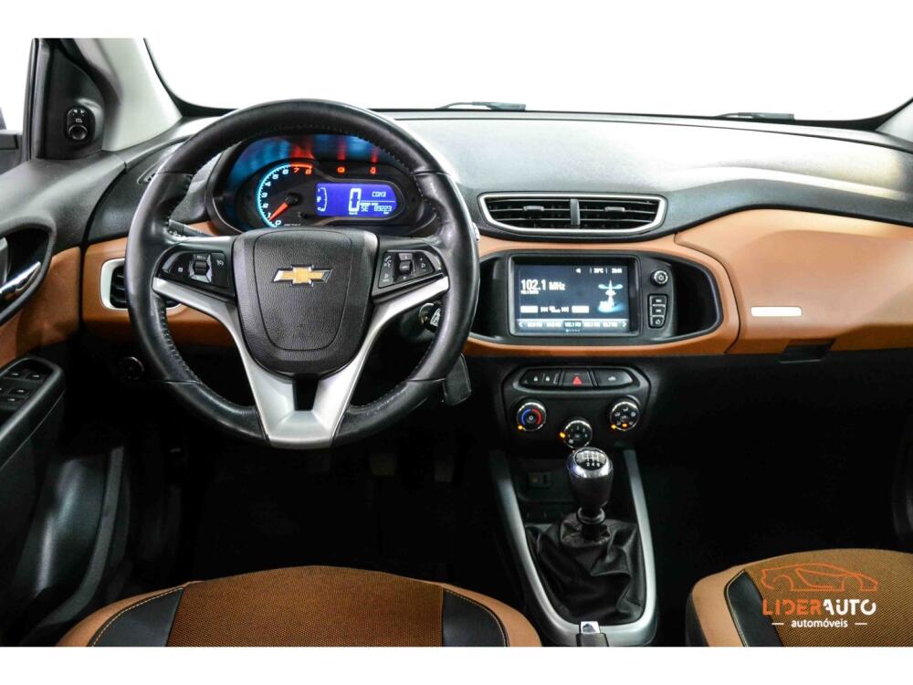 Chevrolet Onix Hatch