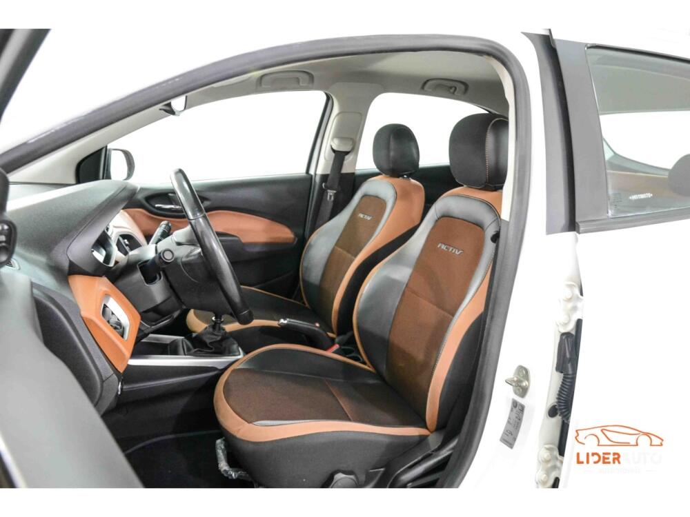 Chevrolet Onix Hatch