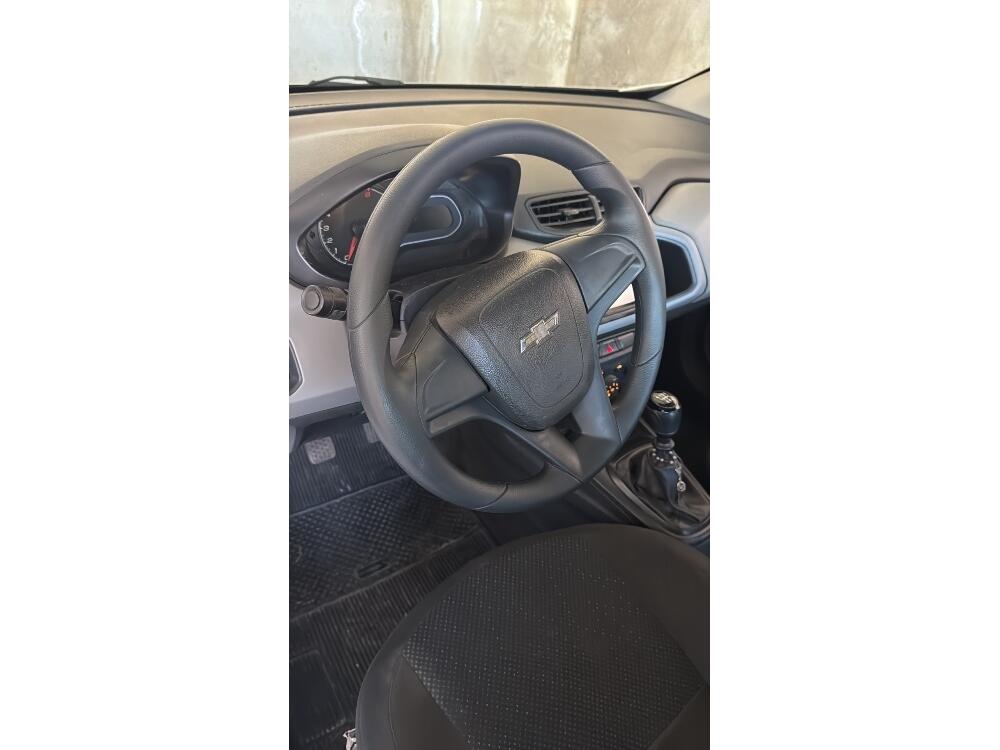Chevrolet Onix Hatch