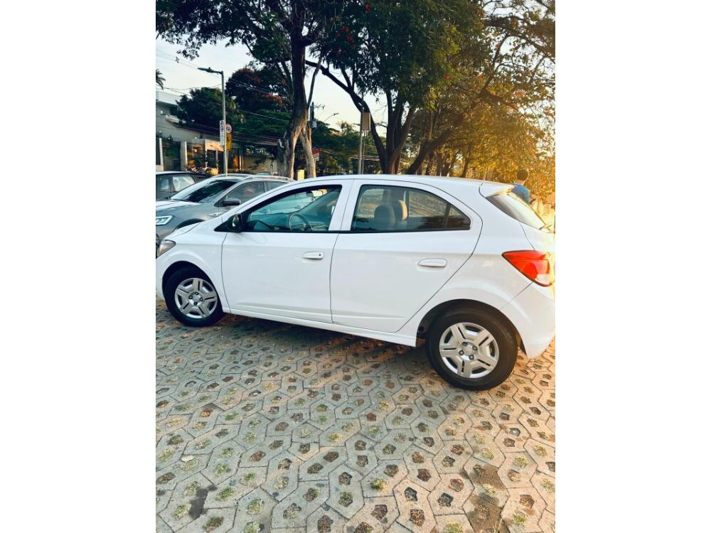 Chevrolet Onix Hatch