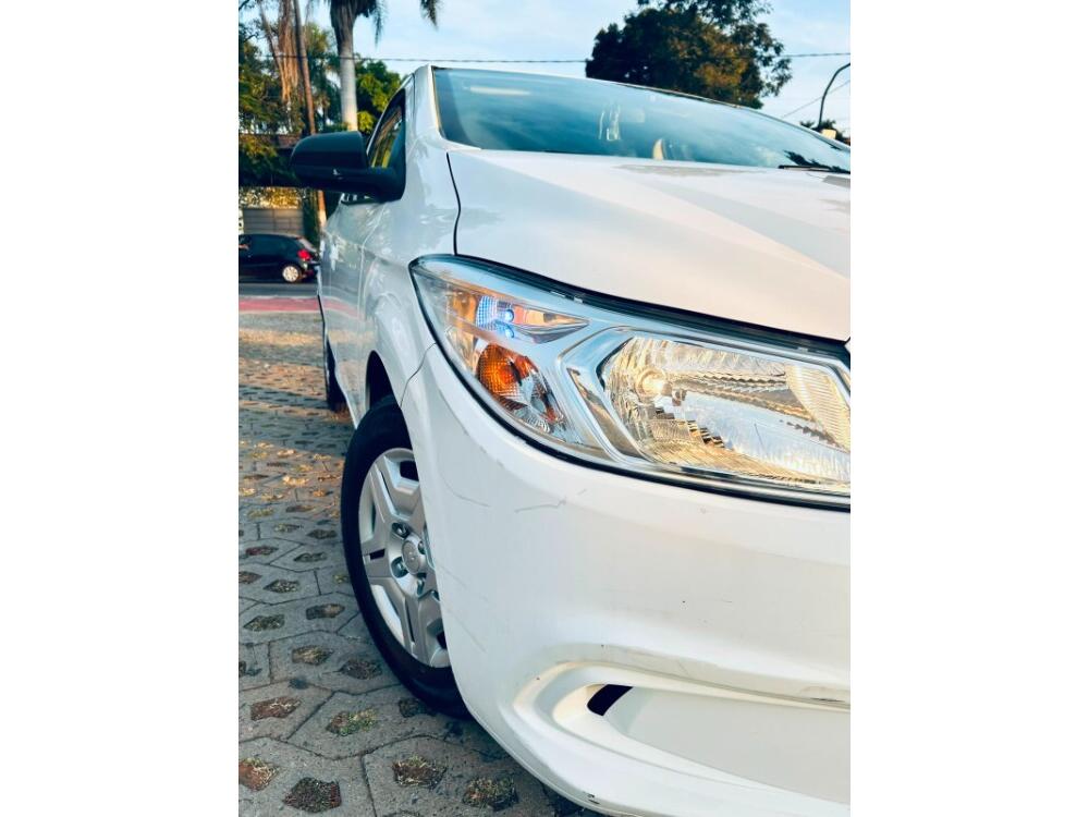 Chevrolet Onix Hatch
