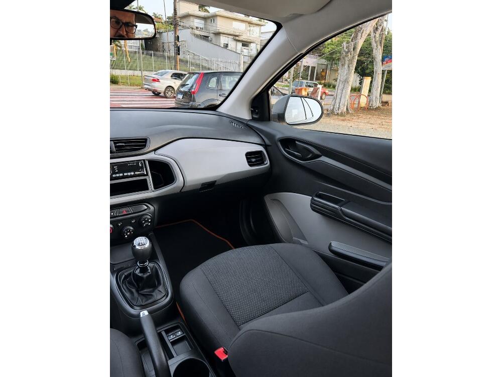 Chevrolet Onix Hatch