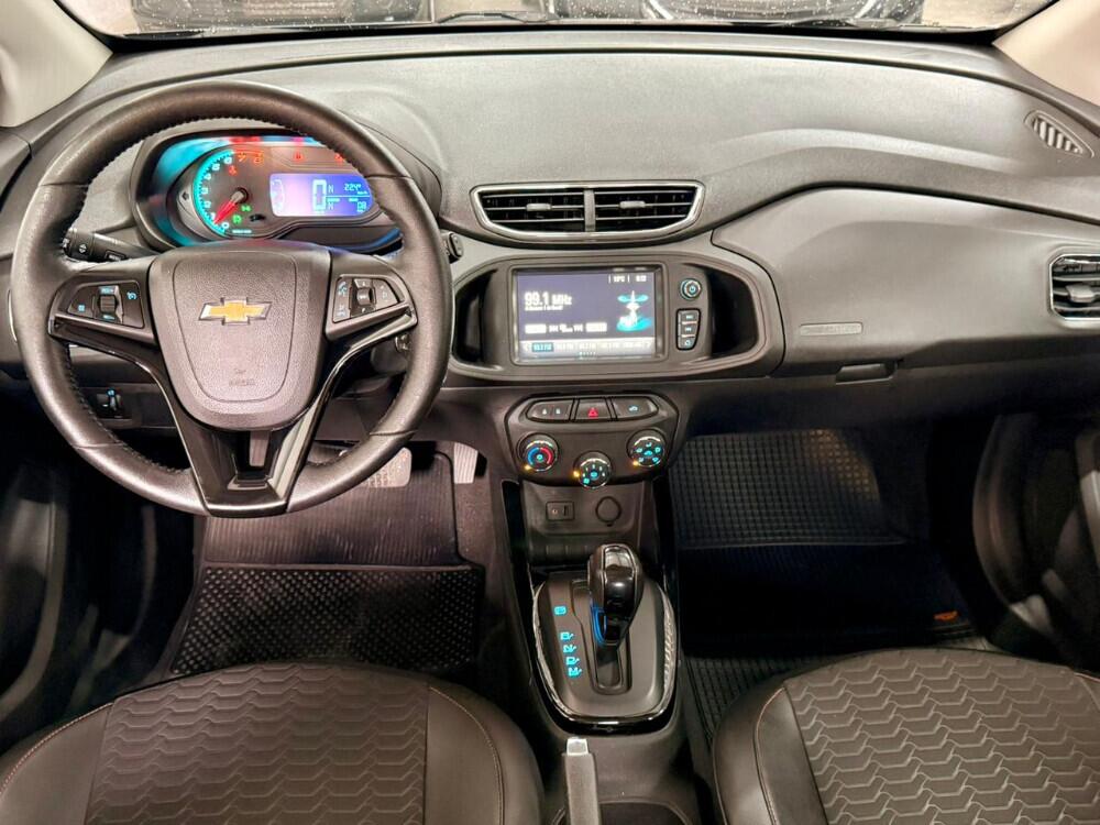 Chevrolet Onix Hatch