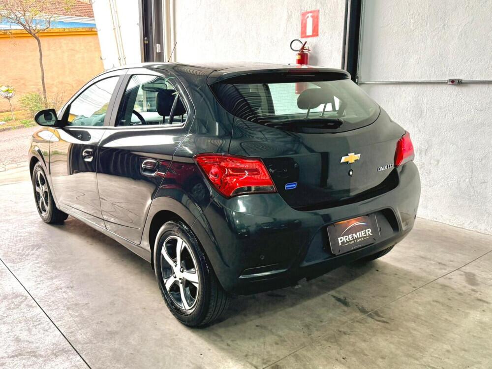 Chevrolet Onix Hatch