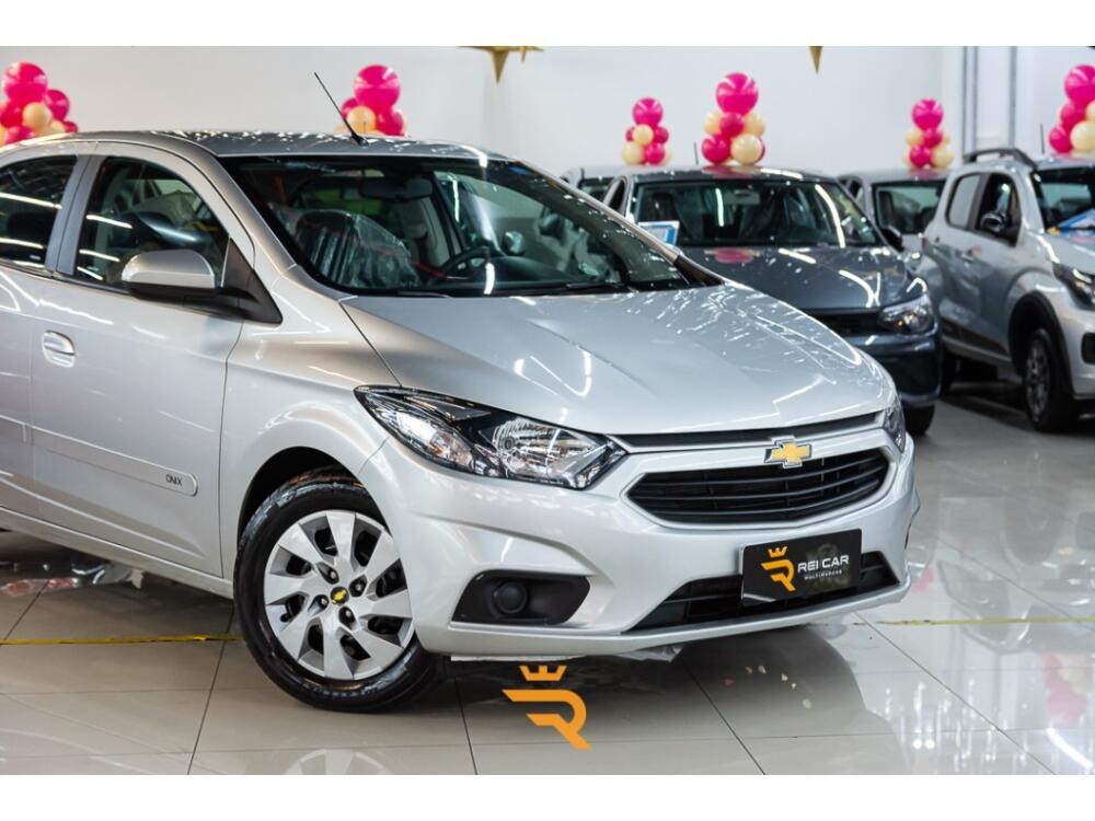 Chevrolet Onix Hatch