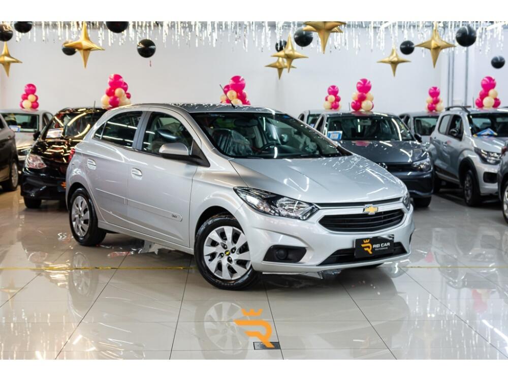 Chevrolet Onix Hatch