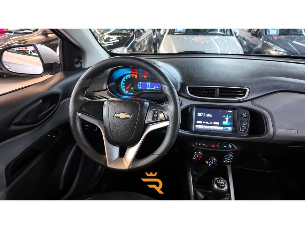 Chevrolet Onix Hatch