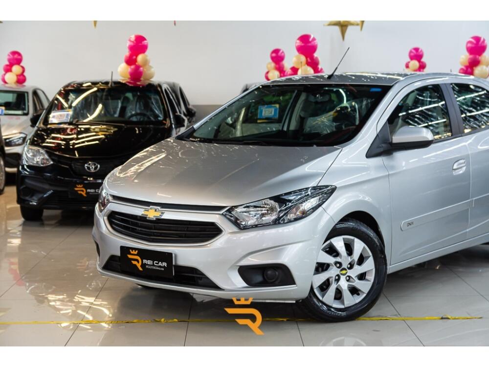 Chevrolet Onix Hatch