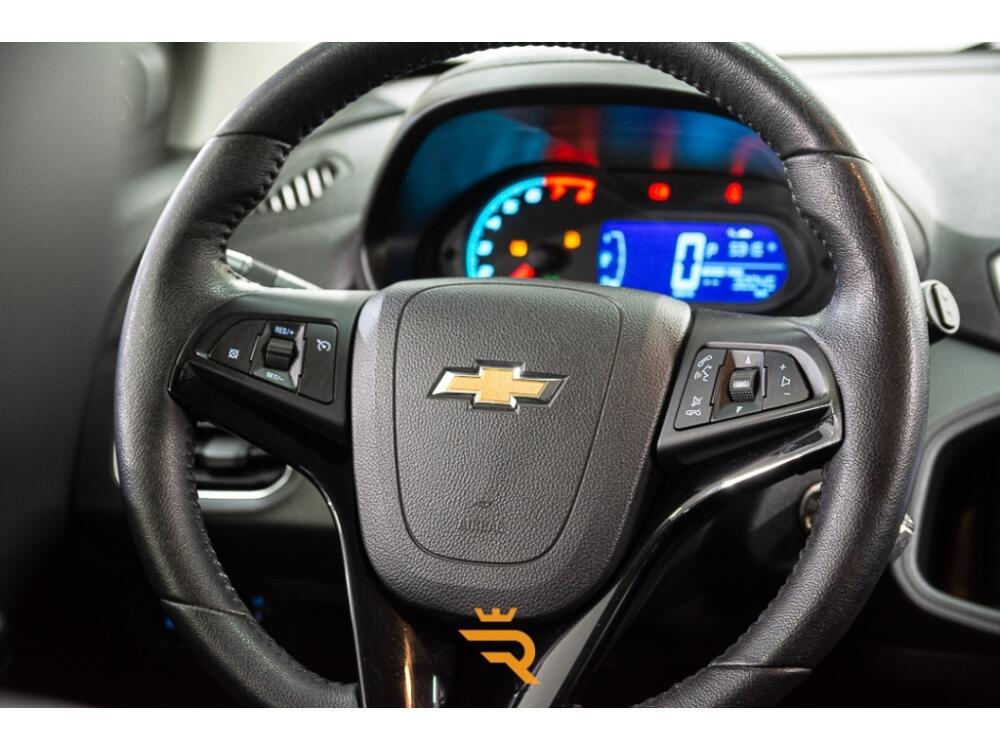 Chevrolet Onix Hatch