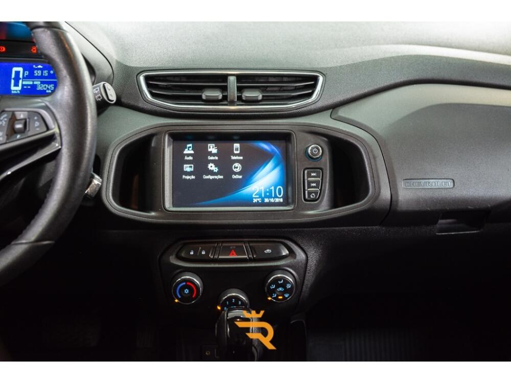 Chevrolet Onix Hatch