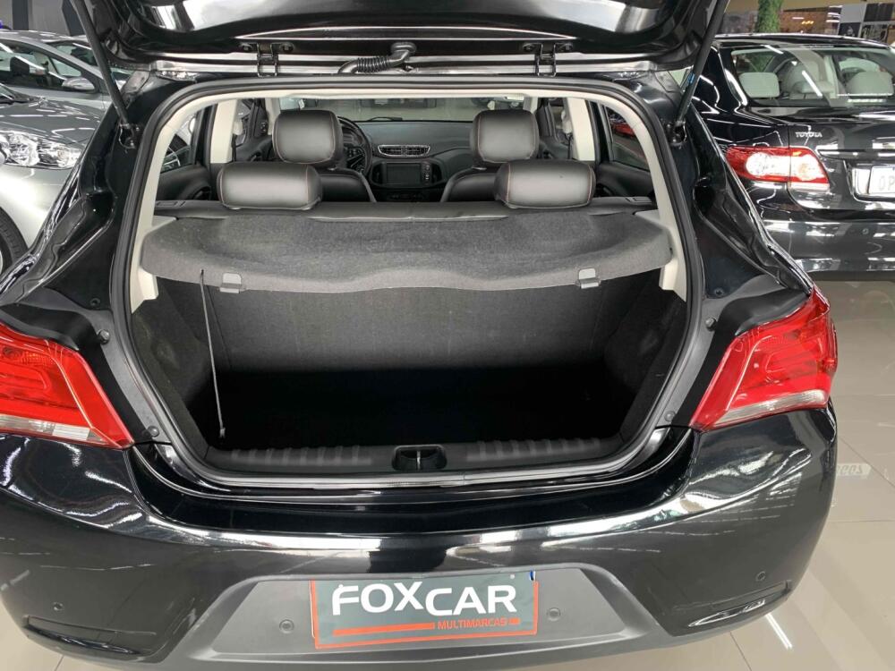 Chevrolet Onix Hatch