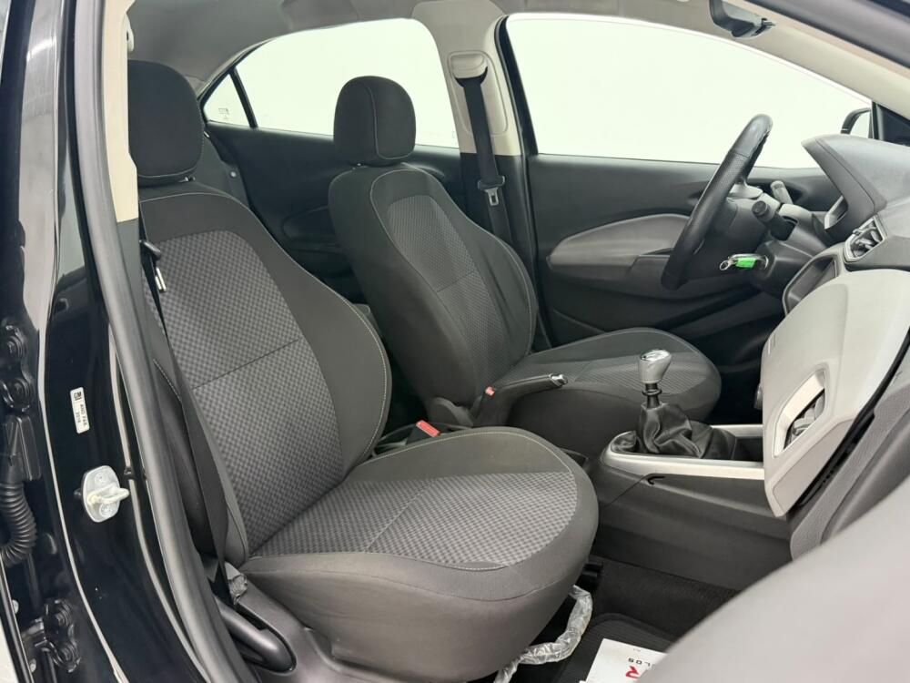 Chevrolet Onix Hatch