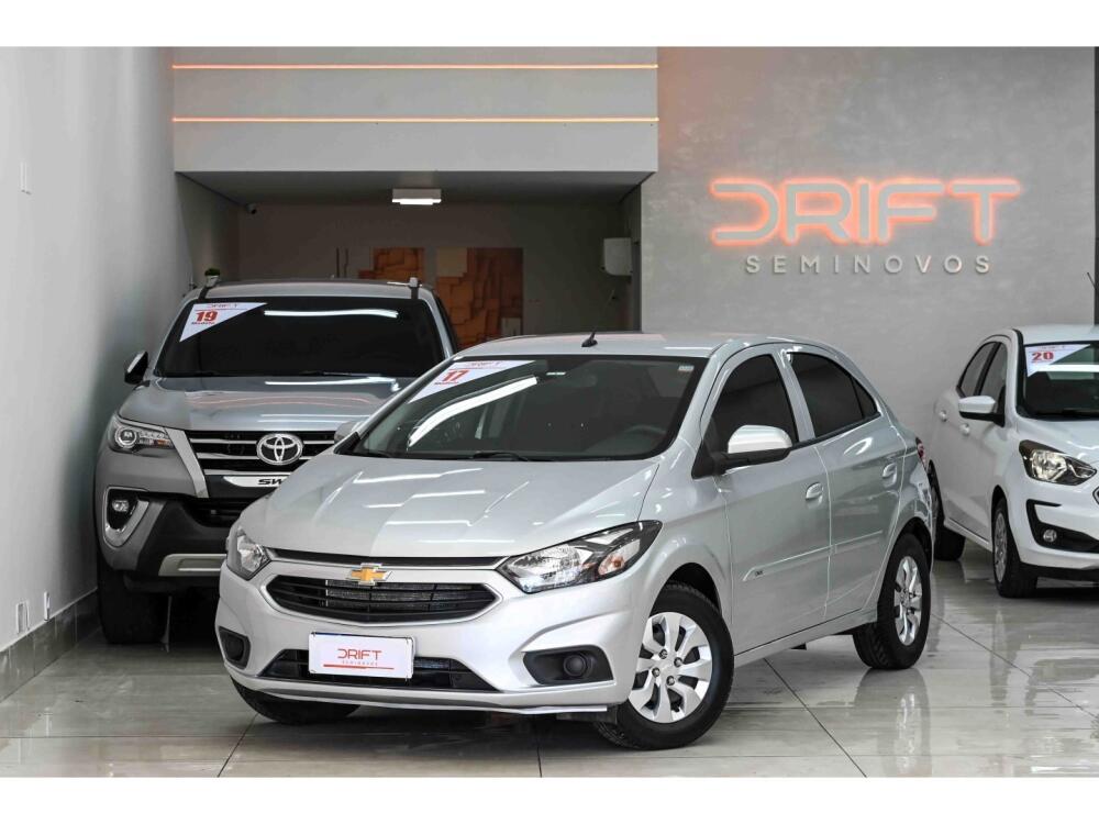 Chevrolet Onix Hatch