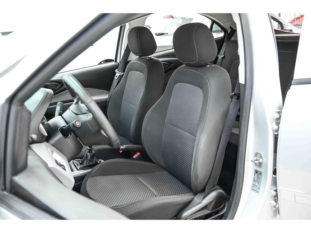 Chevrolet Onix Hatch