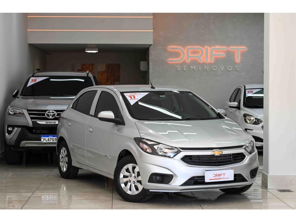 Chevrolet Onix Hatch