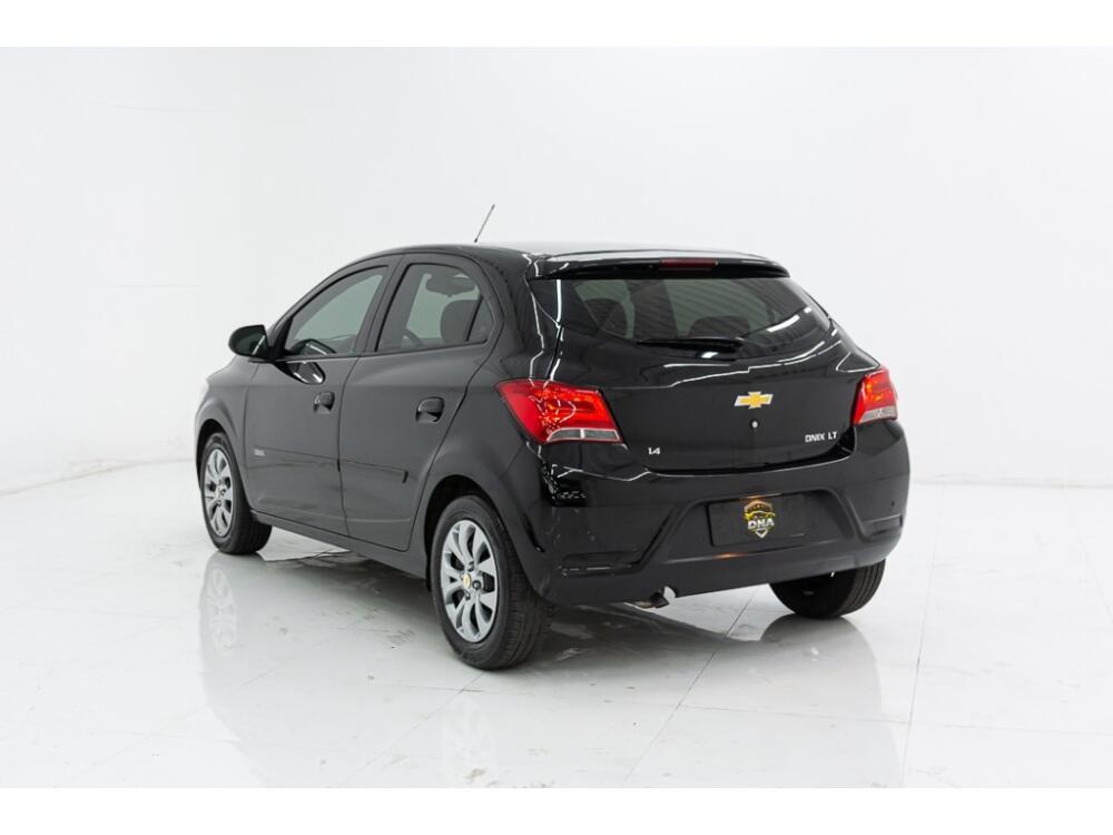 Chevrolet Onix Hatch