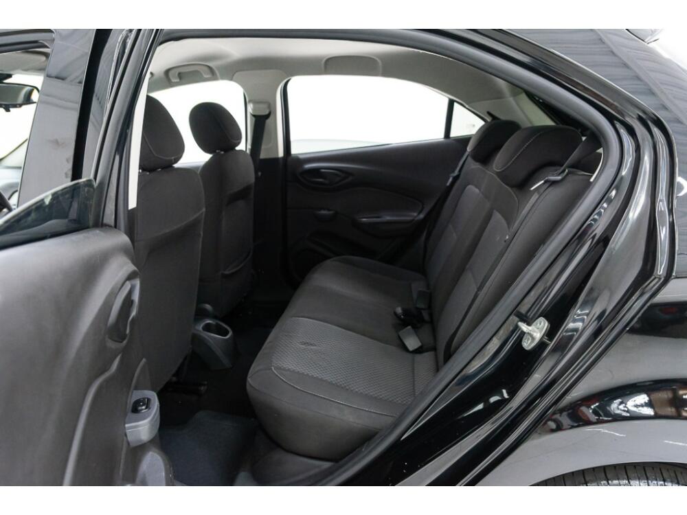 Chevrolet Onix Hatch